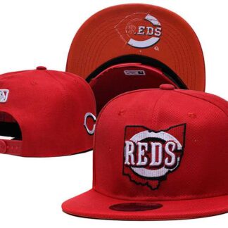 Cincinnati Reds Team Logo Adjustable Hat YD (2)